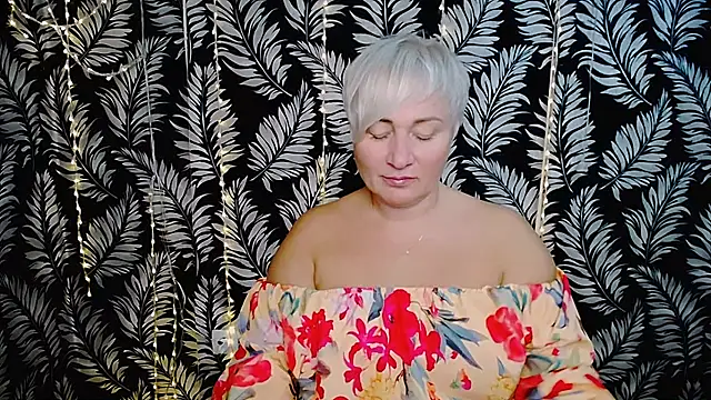 Olivia playful online show from 10/24/25, 11:39