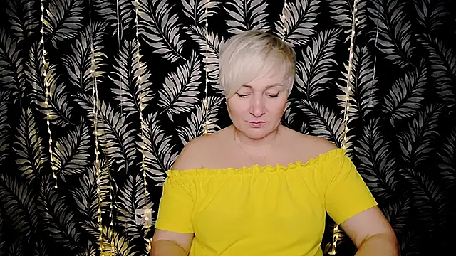 Olivia playful online show from 02/15/26, 12:47