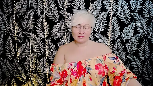 Snapshot of Olivia_playful chatting on 03/19/26, 11:14 Olivia playful online show from 03/19/26, 11:14