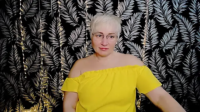 Snapshot of Olivia_playful chatting on 03/30/26, 10:16 Olivia playful online show from 03/30/26, 10:16