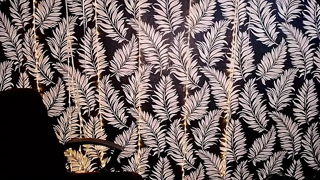 Snapshot of Olivia_playful chatting on 04/07/26, 10:37 Olivia playful online show from 04/07/26, 10:37