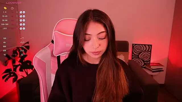 Snapshot of annie24_evans chatting on 12/03/24, 04:14 annie24 evans online show from 12/03/24, 04:14