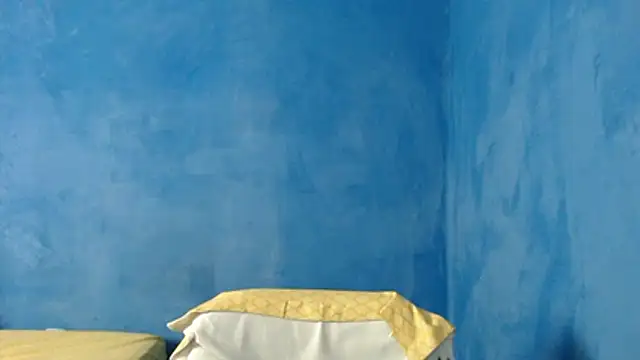 Snapshot of alex_blu chatting on 06/08/26, 01:33 alex blu online show from 06/08/26, 01:33