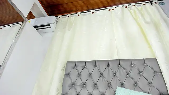 luna evaa online show from 03/14/25, 05:57