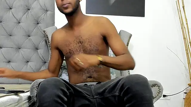 Snapshot of santhi_lee chatting on 01/18/25, 02:25 santhi lee online show from 01/18/25, 02:25