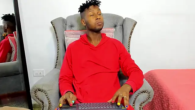 Snapshot of santhi_lee chatting on 03/06/25, 02:09 santhi lee online show from 03/06/25, 02:09