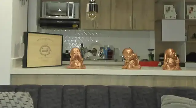 BradleySmithx online show from 02/03/25, 11:36