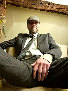 eddouxxx78 online show from 12/22/24, 10:28