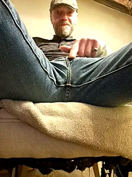 eddouxxx78 online show from 12/28/24, 09:31