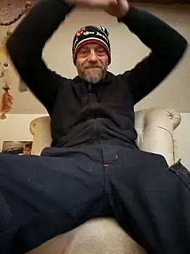 eddouxxx78 online show from 03/12/25, 04:13