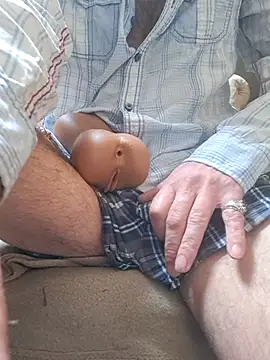 eddouxxx78 online show from 10/31/25, 10:38