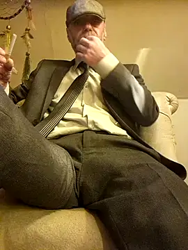 Snapshot of eddouxxx78 chatting on 03/12/26, 05:19 eddouxxx78 online show from 03/12/26, 05:19