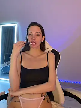 Snapshot of julia_fly chatting on 03/25/26, 07:36 julia fly online show from 03/25/26, 07:36