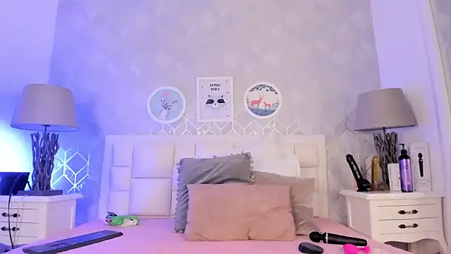 Snapshot of Vega___16 chatting on 03/10/25, 11:42 Vega   16 online show from 03/10/25, 11:42