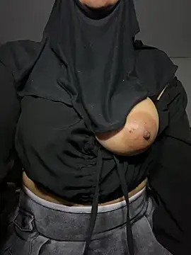 Jameela online show from 01/21/25, 02:43