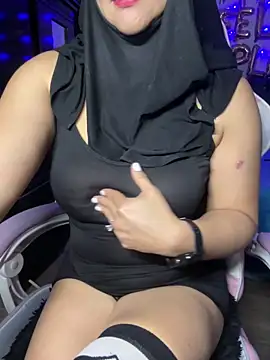 Jameela online show from 10/14/25, 09:04