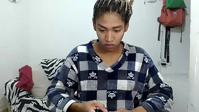 angelamarie1 online show from 01/10/26, 10:36