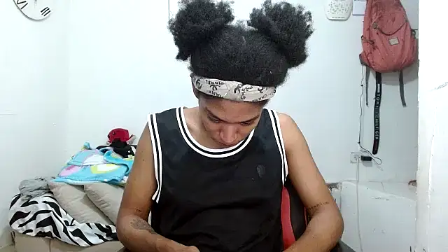 angelamarie1 online show from 02/13/26, 02:29