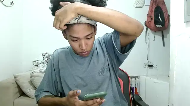 angelamarie1 online show from 02/18/26, 08:49