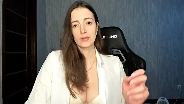 Snapshot of Sabrina_Mur chatting on 04/12/26, 12:43 Sabrina Mur online show from 04/12/26, 12:43