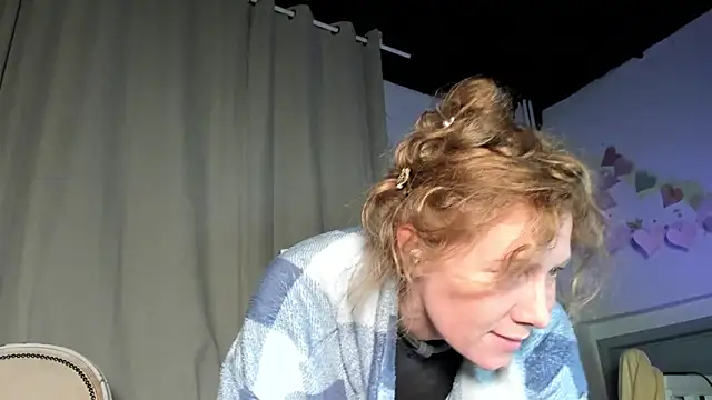 Lola Belgium online show from 02/27/25, 05:36