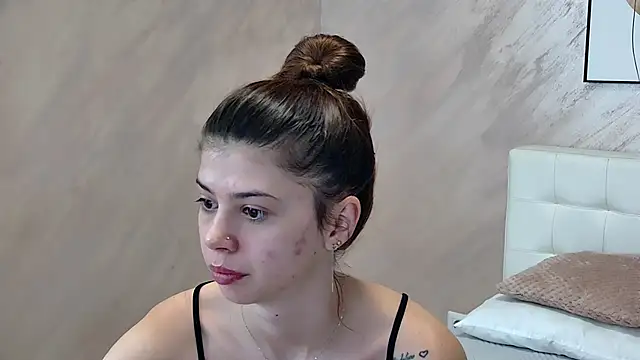 Sierra Halle online show from 02/01/25, 10:59