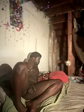 Snapshot of versetopcouple chatting on 09/30/25, 09:58 versetopcouple online show from 09/30/25, 09:58