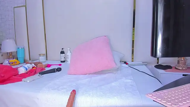 paola rodriguez online show from 10/04/25, 12:14