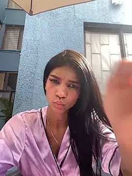 LauraAristizabal online show from 01/23/25, 07:40