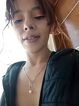 MINI Petite online show from 06/11/26, 02:59
