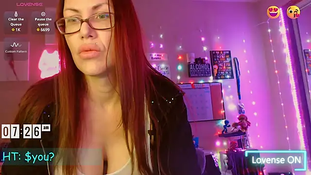 Snapshot of EmmaIsHere chatting on 01/08/25, 02:25 EmmaIsHere online show from 01/08/25, 02:25