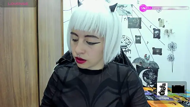 yunkodolly666 online show from 02/15/25, 09:37