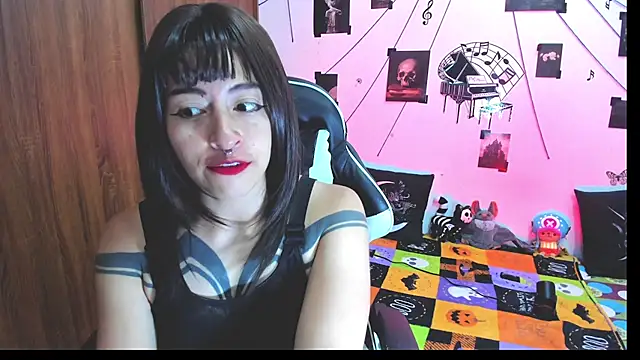 yunkodolly666 online show from 11/27/25, 07:27