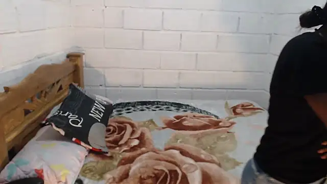 sexyjustin202 online show from 12/15/25, 04:50