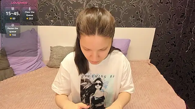 Snapshot of MelaniGrand chatting on 02/07/26, 09:13 MelaniGrand online show from 02/07/26, 09:13