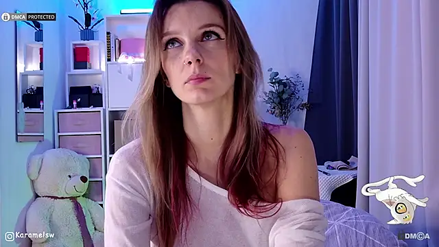 Snapshot of Karamelsw_ chatting on 11/25/25, 12:10 Karamelsw online show from 11/25/25, 12:10