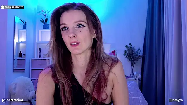 Snapshot of Karamelsw_ chatting on 01/19/26, 01:31 Karamelsw online show from 01/19/26, 01:31