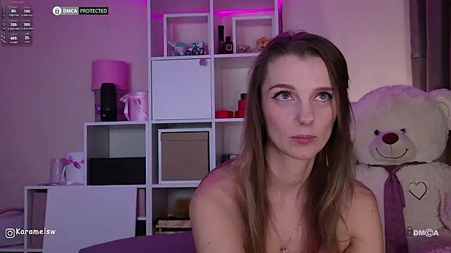 Snapshot of Karamelsw_ chatting on 03/03/26, 07:42 Karamelsw online show from 03/03/26, 07:42