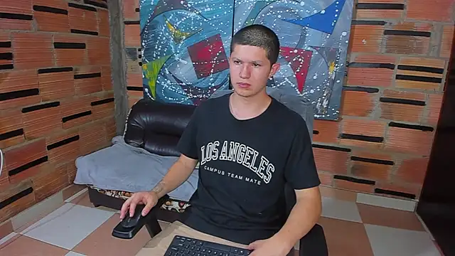 patrik 027 online show from 02/20/25, 10:48