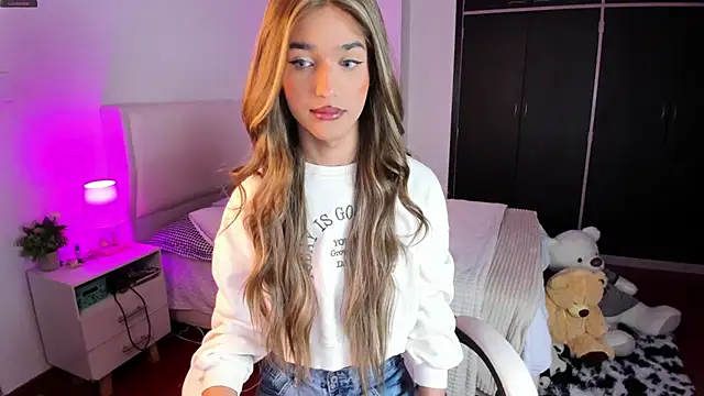 Ainhoads online show from 02/18/26, 09:27