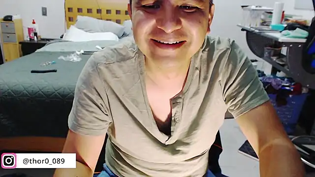 Snapshot of thor000089 chatting on 01/10/26, 01:40 thor000089 online show from 01/10/26, 01:40