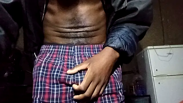 Snapshot of clintsix chatting on 09/23/25, 10:35 clintsix online show from 09/23/25, 10:35