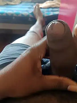 Snapshot of Mallupaiyanaachu chatting on 12/31/24, 07:53 Mallupaiyanaachu online show from 12/31/24, 07:53