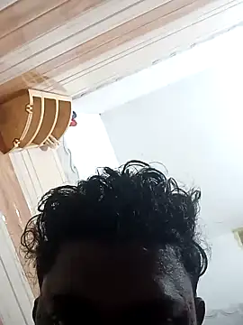 Snapshot of Mallupaiyanaachu chatting on 01/05/25, 12:09 Mallupaiyanaachu online show from 01/05/25, 12:09