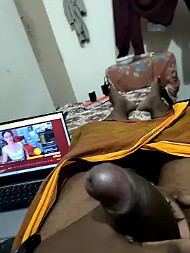 Snapshot of Mallupaiyanaachu chatting on 01/31/25, 02:07 Mallupaiyanaachu online show from 01/31/25, 02:07