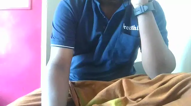 Snapshot of Mallupaiyanaachu chatting on 03/07/25, 09:40 Mallupaiyanaachu online show from 03/07/25, 09:40