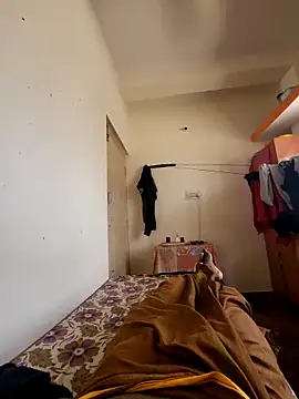 Snapshot of Mallupaiyanaachu chatting on 03/12/25, 07:35 Mallupaiyanaachu online show from 03/12/25, 07:35