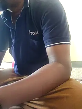 Snapshot of Mallupaiyanaachu chatting on 03/13/25, 03:33 Mallupaiyanaachu online show from 03/13/25, 03:33