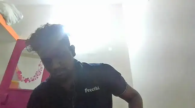 Snapshot of Mallupaiyanaachu chatting on 03/14/25, 04:09 Mallupaiyanaachu online show from 03/14/25, 04:09