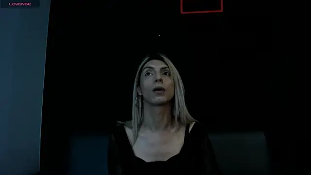 Snapshot of Victoria_Badgal_ chatting on 12/12/24, 07:48 Victoria Badgal online show from 12/12/24, 07:48